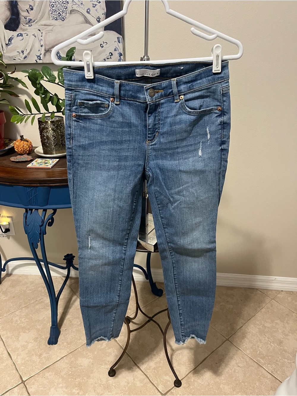 Ann Taylor Loft Modern Skinny Distressed Raw Hem Jeans - 4 / 27 Petite